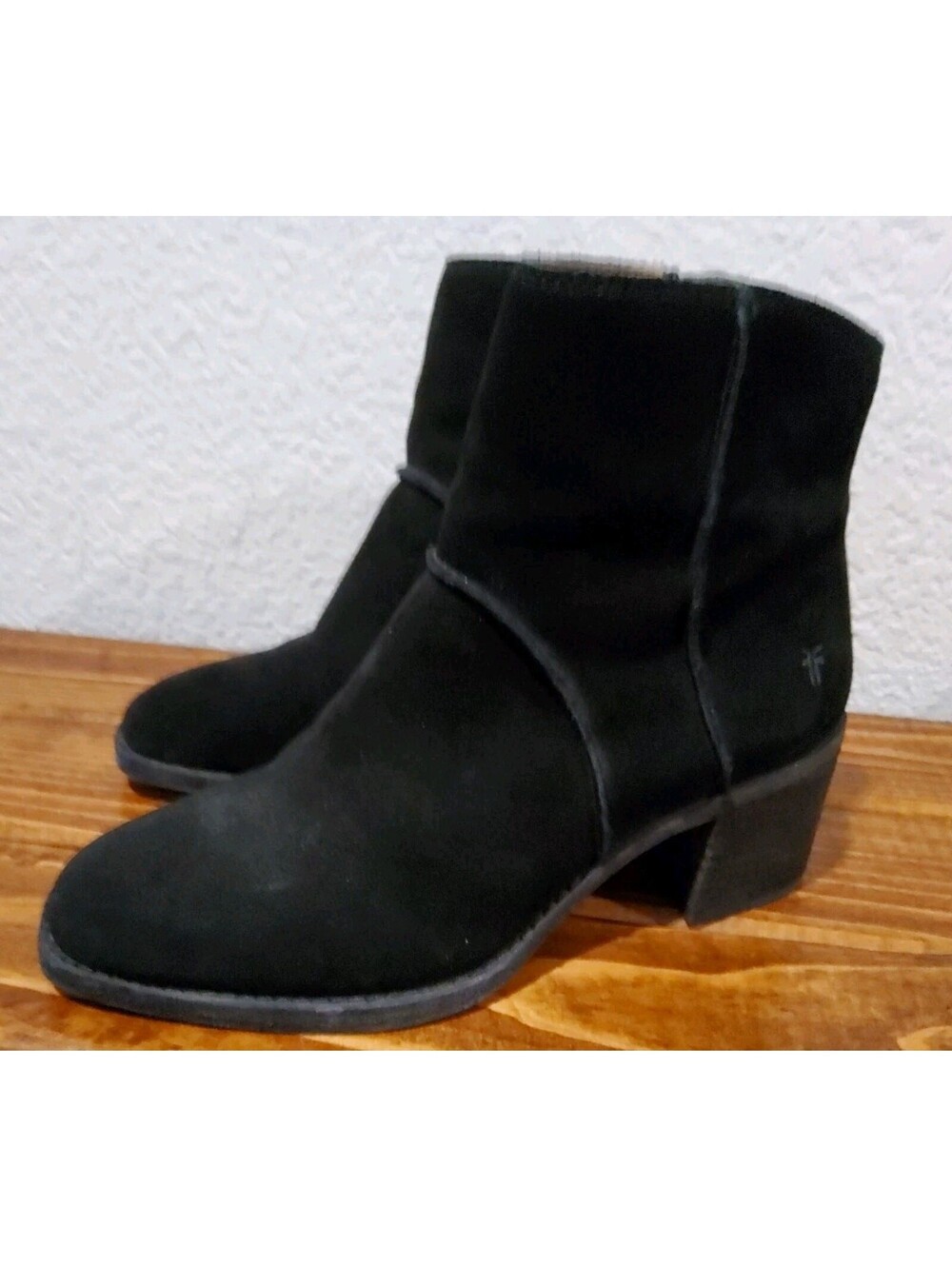 Frye Monroe Leather Booties Ankle Boots Black Suede Women’s Sz 8 Seamed